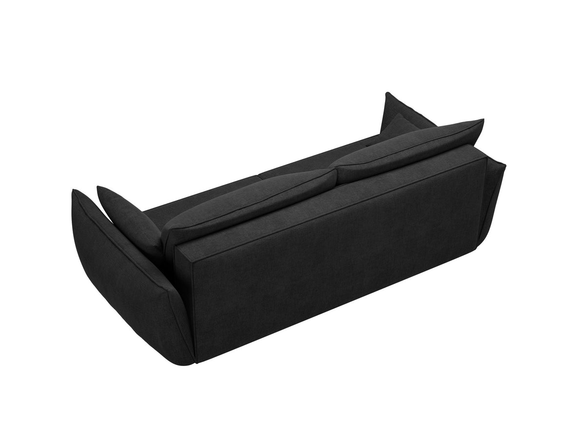 3-Sitzer Sofa Kaelle von Micadoni in leichtem Beige mit Chenille-Bezug, Bettkasten und schwarzen Kunststoffbeinen, Frontalansicht.