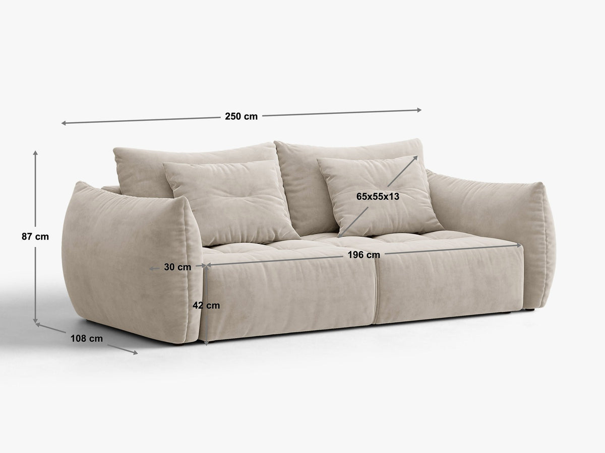 Beiges 3er Sofa Bloom von Micadoni aus samtigem Casino-Stoff mit schwarzen Kunststoffbeinen, ausklappbarer Bettfunktion und Stauraumfach.