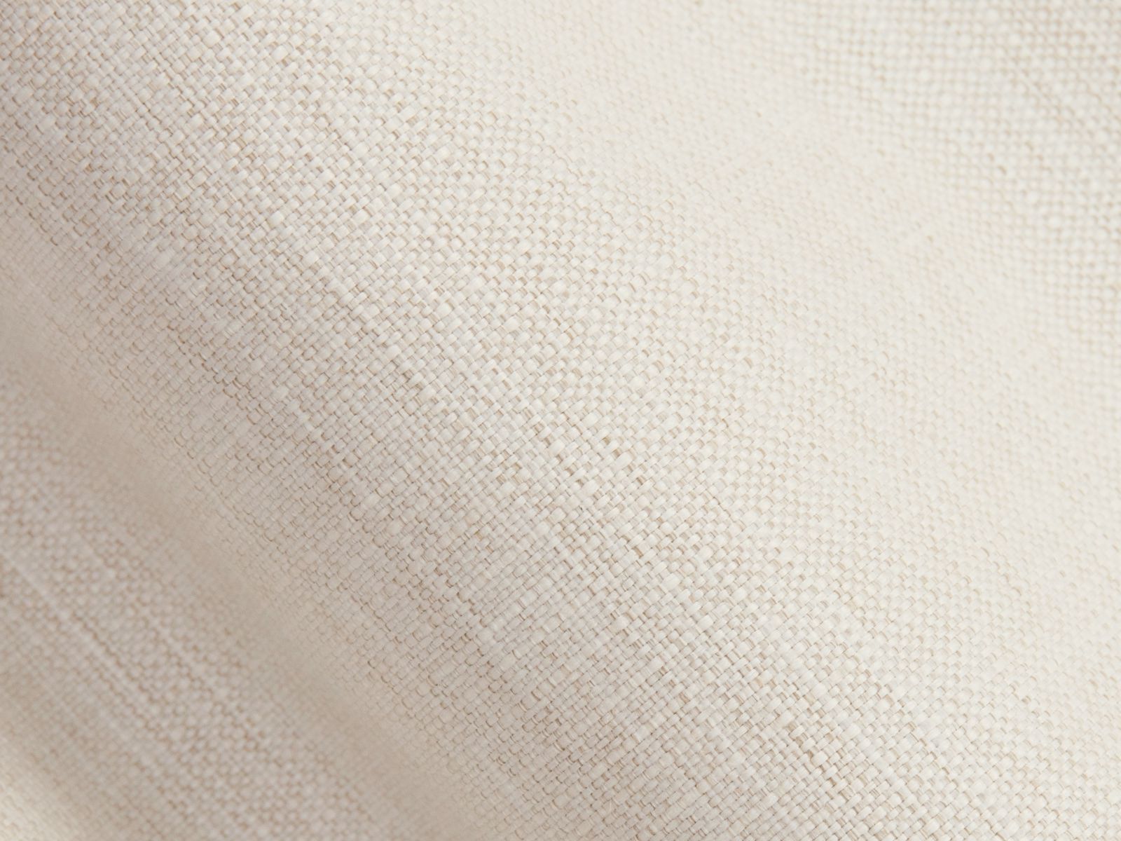 Elegantes 3-Sitzer Sofa Simo von Micadoni, ideal für entspannte Abende und als praktisches Bettsofa für Gäste.