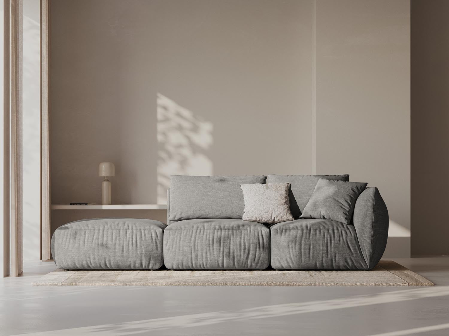 Elegantes Chris Modular Sofa links 3 Sitzer in warmem Grau, ideal für stilvolle Wohnräume, präsentiert von Micadoni.