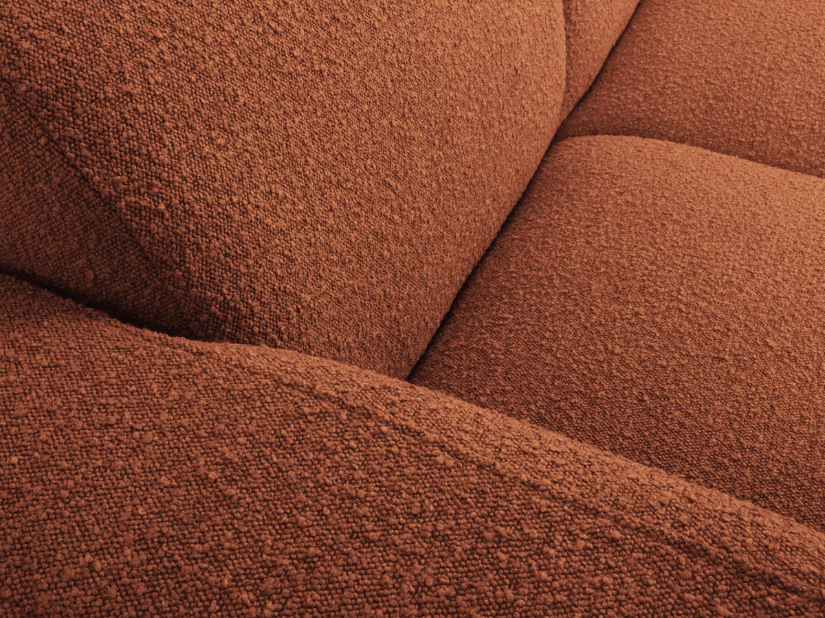Molino Boucle Sofa 3 Sitzer in Terracotta-Baloo präsentiert im Onlineshop von KAQTU Design AG. 3er Sofa ist von Micadoni
