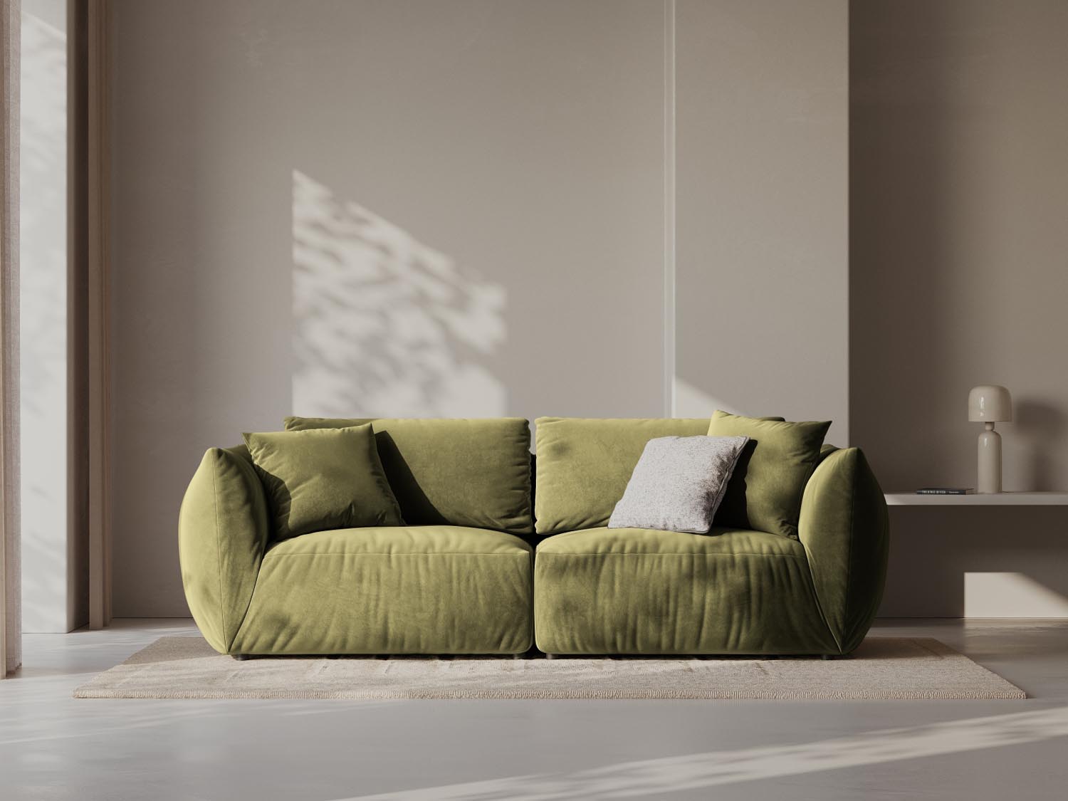 Elegantes Chris Velour Modular Sofa in sanftem Hellgrün, ideal für stilvolle Wohnräume und gemütliche Abende.