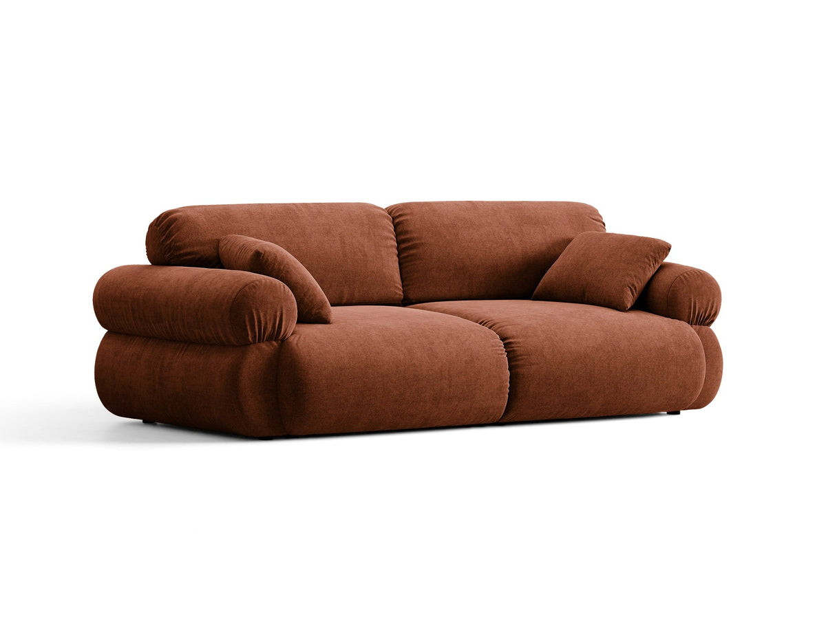 3er Sofa Ophelia von Micadoni in Beige mit Liberty Stoffbezug, niedriger Rückenlehne und schwarzen Kunststoffbeinen, modulare Bauweise sichtbar.
