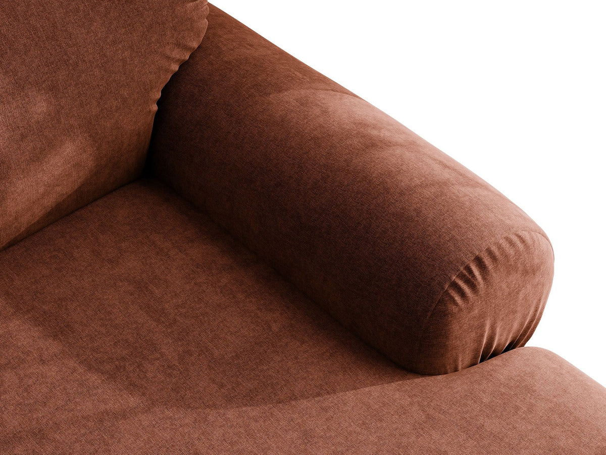 3er Sofa Ophelia von Micadoni in Beige mit Liberty Stoffbezug, niedriger Rückenlehne und schwarzen Kunststoffbeinen, modulare Bauweise sichtbar.