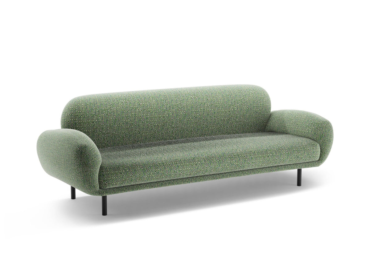 Weisses 3er Sofa Poppy von Micadoni mit strukturiertem Bouclé-Stoff, abgerundeter Silhouette und schlanken schwarzen Metallbeinen.