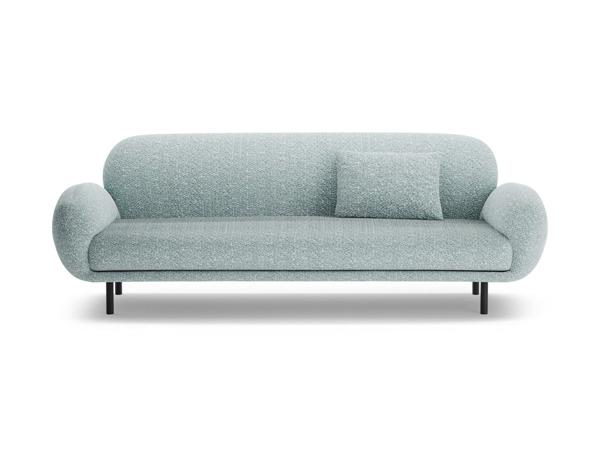 Weisses 3er Sofa Poppy von Micadoni mit strukturiertem Bouclé-Stoff, abgerundeter Silhouette und schlanken schwarzen Metallbeinen.