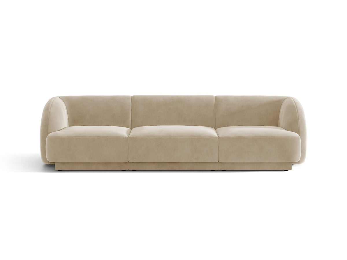 Dunkelbeiges 3er Sofa Miley von Micadoni mit Bluvel-Stoffbezug, schwarzen Kunststoffbeinen und gepolsterter Rückenlehne, Frontalansicht.