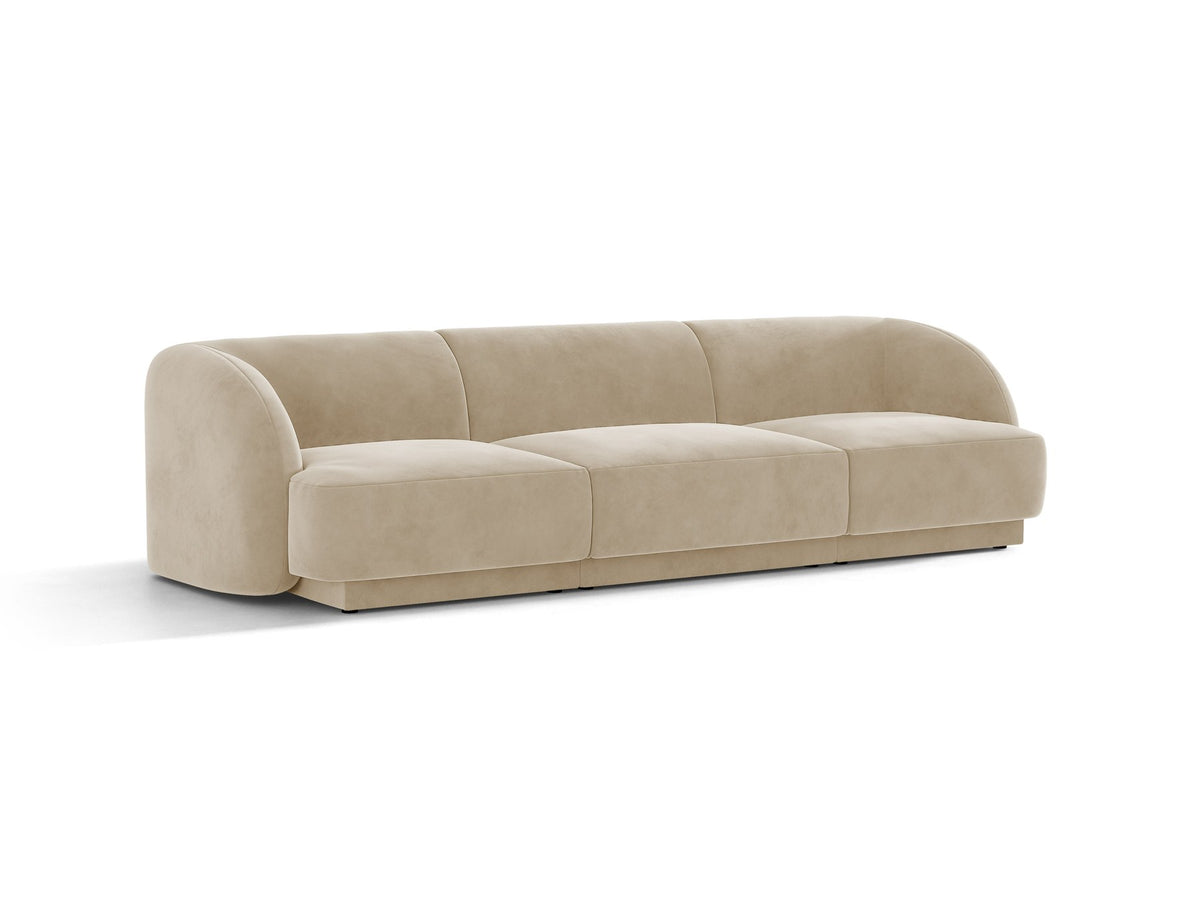 Dunkelbeiges 3er Sofa Miley von Micadoni mit Bluvel-Stoffbezug, schwarzen Kunststoffbeinen und gepolsterter Rückenlehne, Frontalansicht.