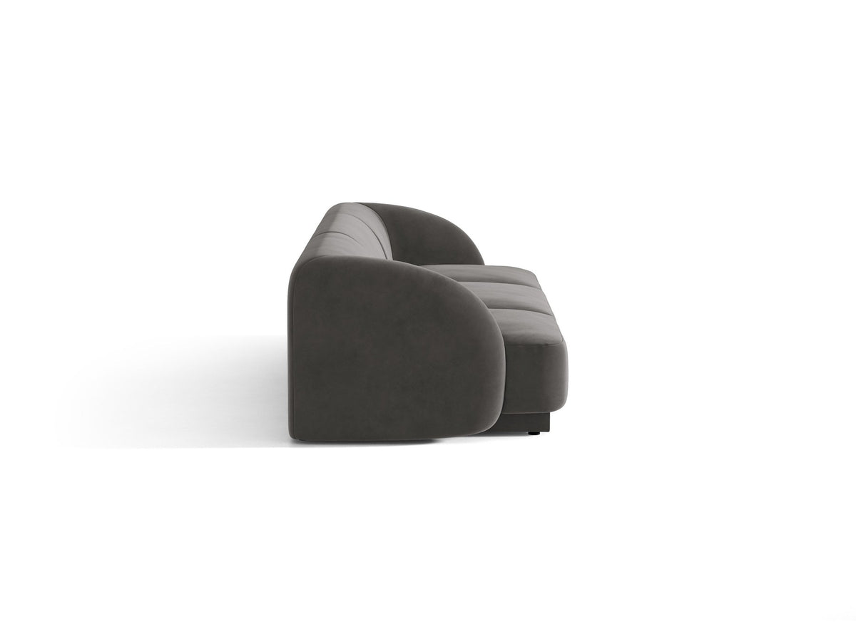 Dunkelbeiges 3er Sofa Miley von Micadoni mit Bluvel-Stoffbezug, schwarzen Kunststoffbeinen und gepolsterter Rückenlehne, Frontalansicht.