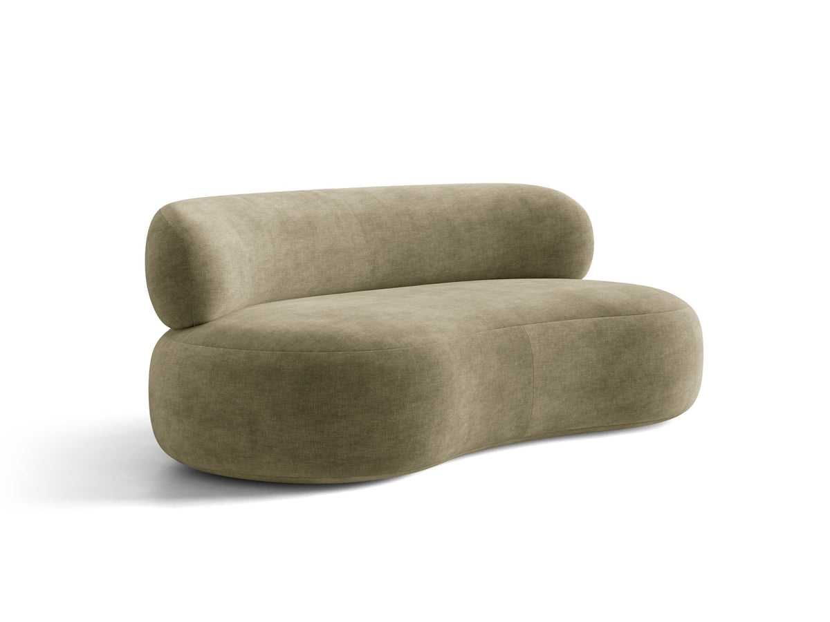 Foto des Aura 3er Sofas von Micadoni in Leichtes beige, Chenille-Stoff Golden, geschwungene Rückenlehne, schwarze Kunststoffbeine.