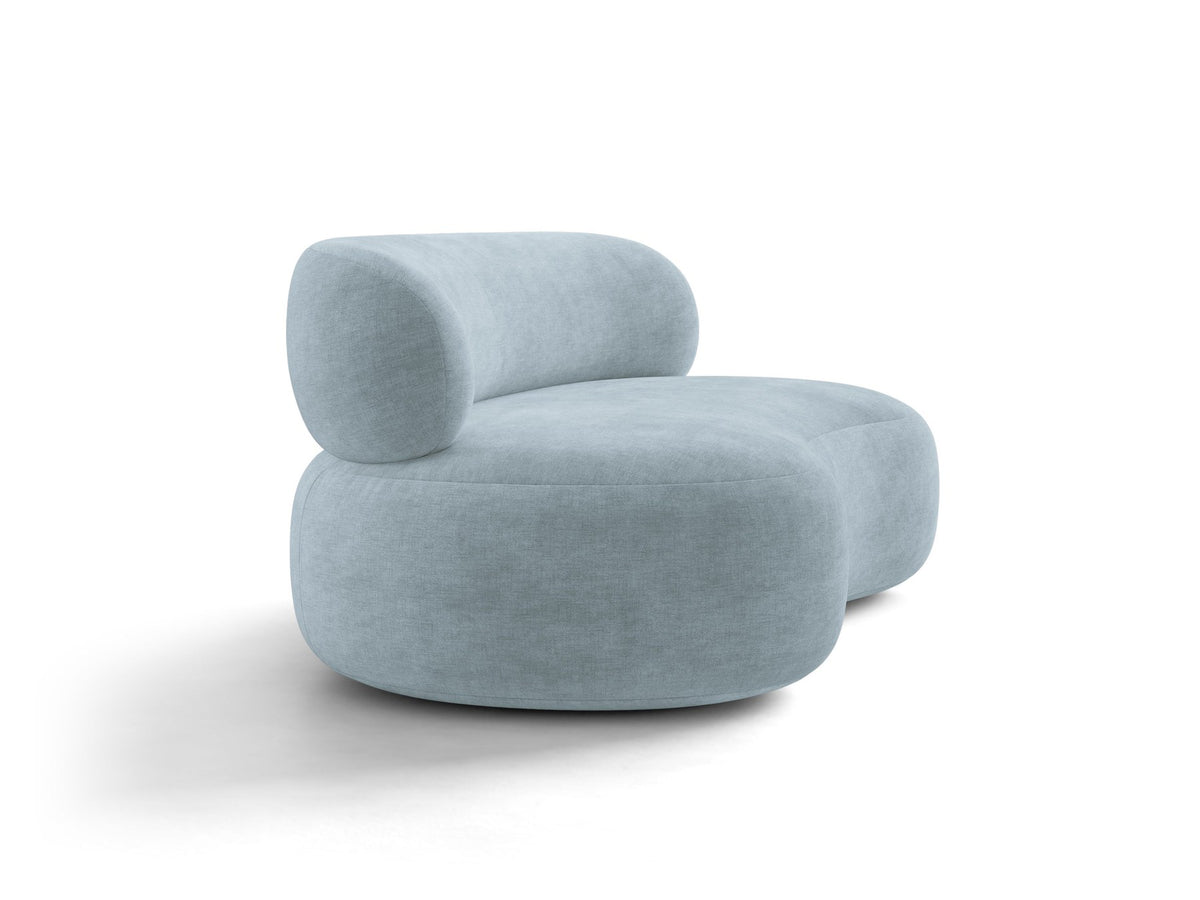 Foto des Aura 3er Sofas von Micadoni in Leichtes beige, Chenille-Stoff Golden, geschwungene Rückenlehne, schwarze Kunststoffbeine.