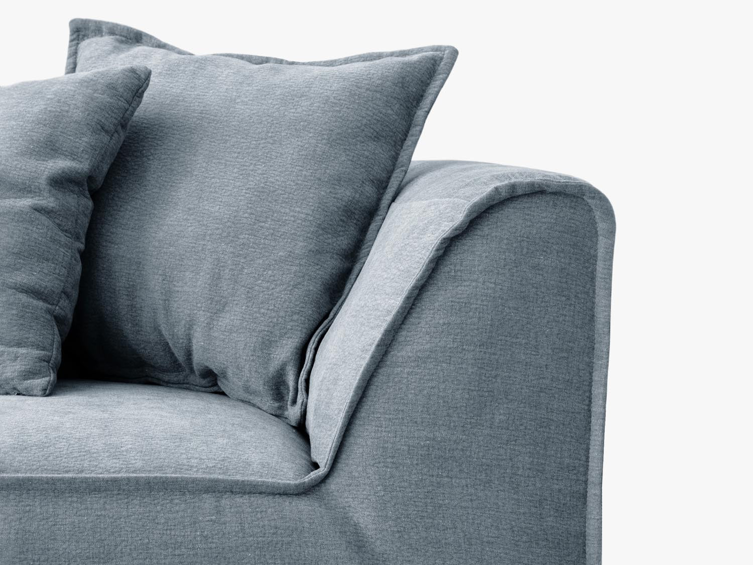 Milton Sofa 3 Sitzer in Muted Blue präsentiert im Onlineshop von KAQTU Design AG. Sofa ist von Micadoni