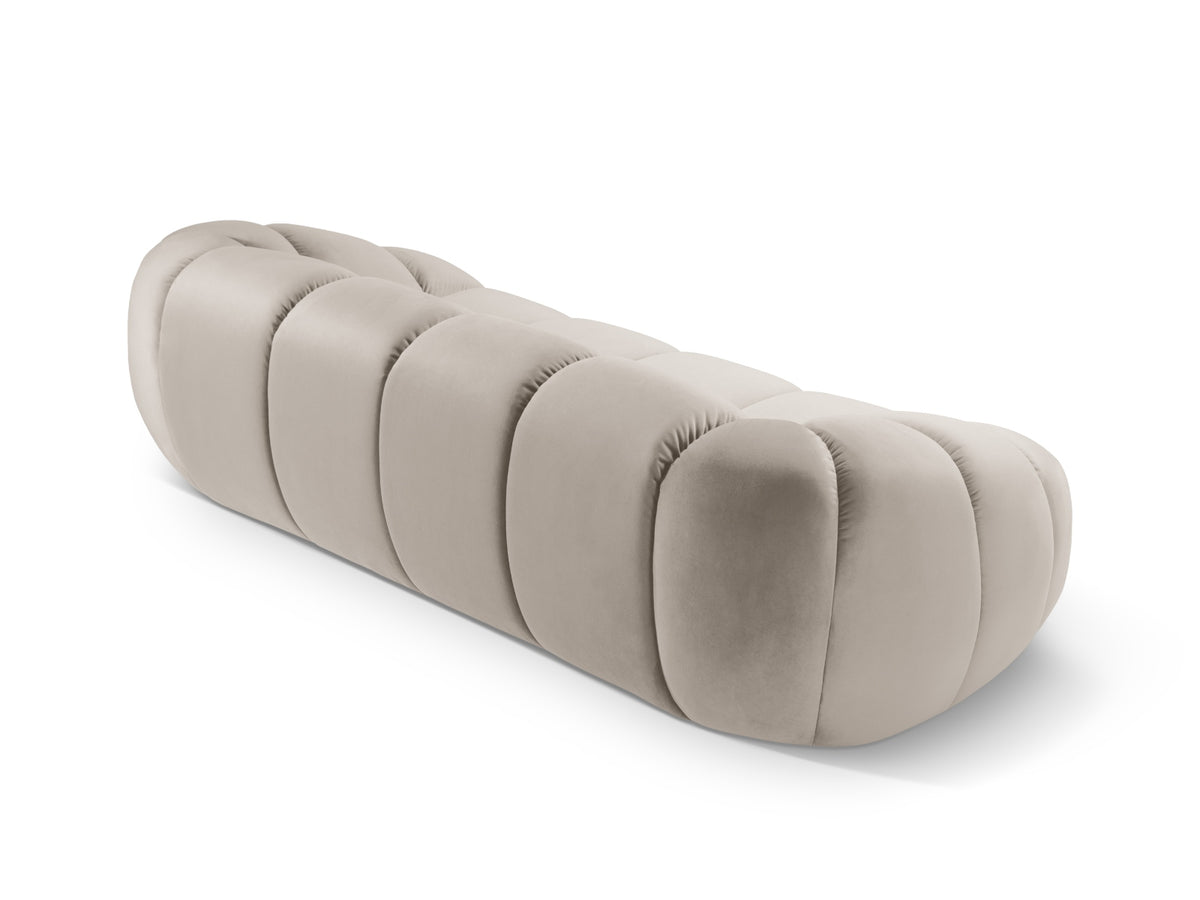 Diana Velour Sofa 3 Sitzer in Beige-Salvador präsentiert im Onlineshop von KAQTU Design AG. 3er Sofa ist von Micadoni