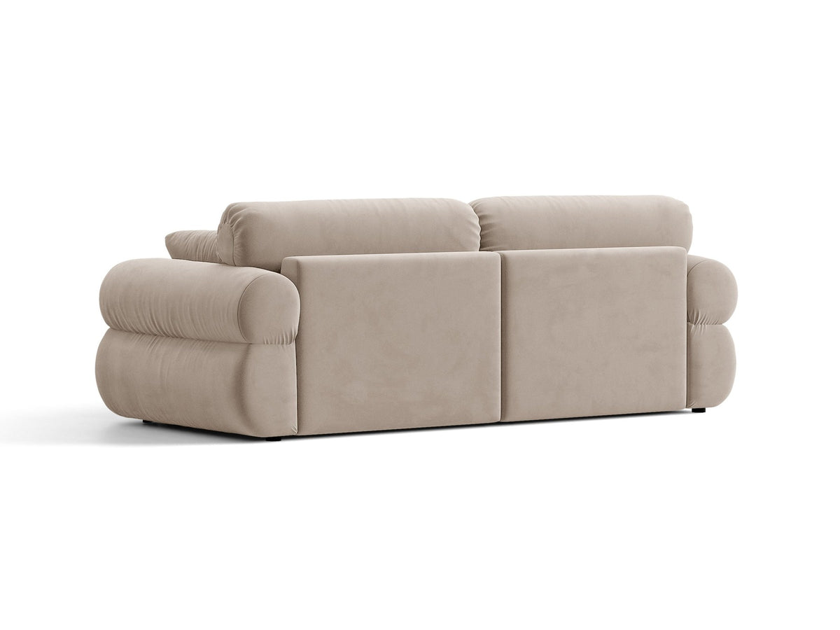 3er Sofa Ophelia von Micadoni in Beige mit Liberty Stoffbezug, niedriger Rückenlehne und schwarzen Kunststoffbeinen, modulare Bauweise sichtbar.