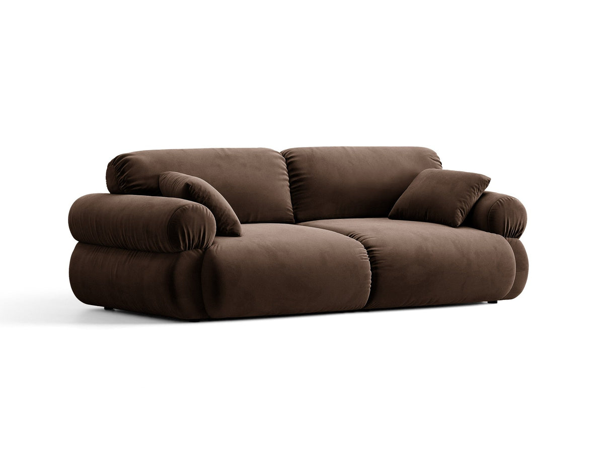 3er Sofa Ophelia von Micadoni in Beige mit Liberty Stoffbezug, niedriger Rückenlehne und schwarzen Kunststoffbeinen, modulare Bauweise sichtbar.