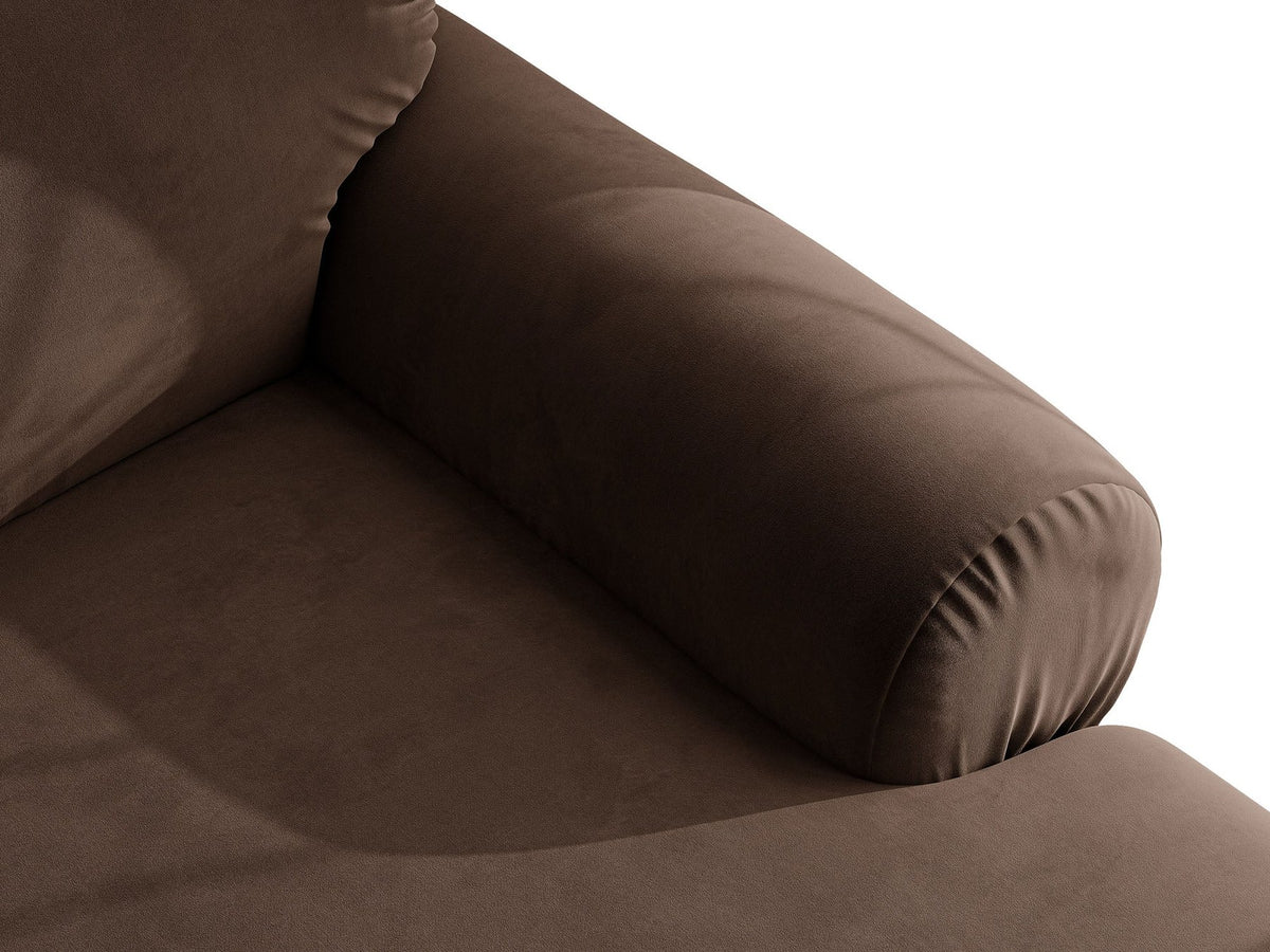 3er Sofa Ophelia von Micadoni in Beige mit Liberty Stoffbezug, niedriger Rückenlehne und schwarzen Kunststoffbeinen, modulare Bauweise sichtbar.