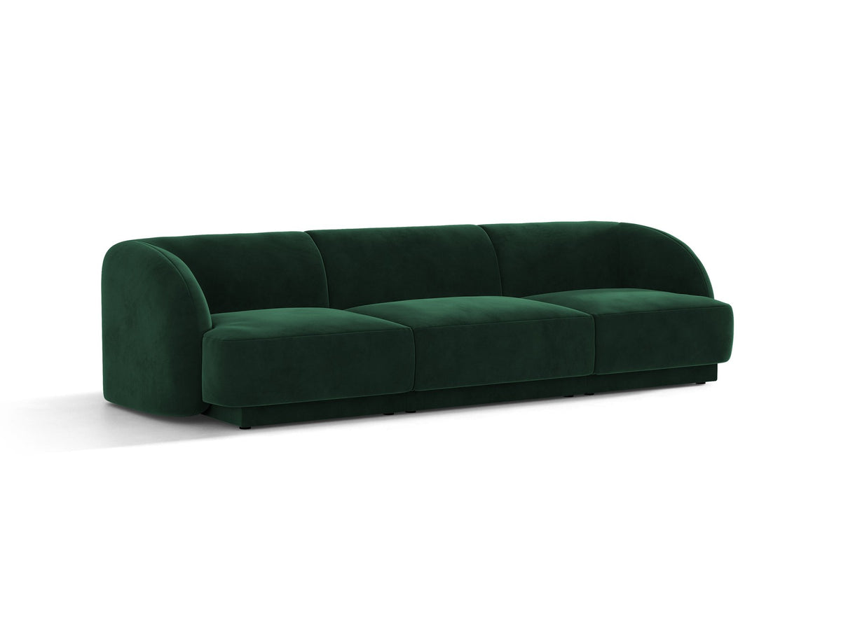 Dunkelbeiges 3er Sofa Miley von Micadoni mit Bluvel-Stoffbezug, schwarzen Kunststoffbeinen und gepolsterter Rückenlehne, Frontalansicht.