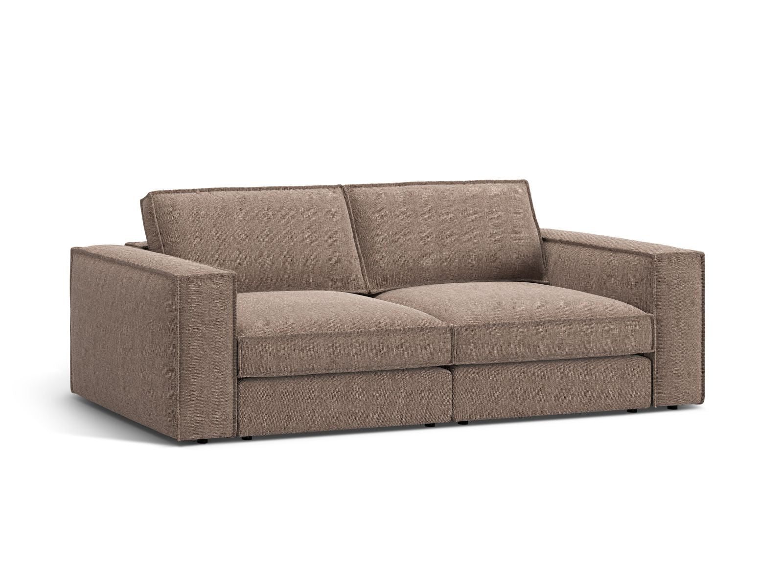 Elegantes 3-Sitzer Sofa Pola in hellem Braun, ideal für moderne Wohnräume, erhältlich bei KAQTU Design AG.
