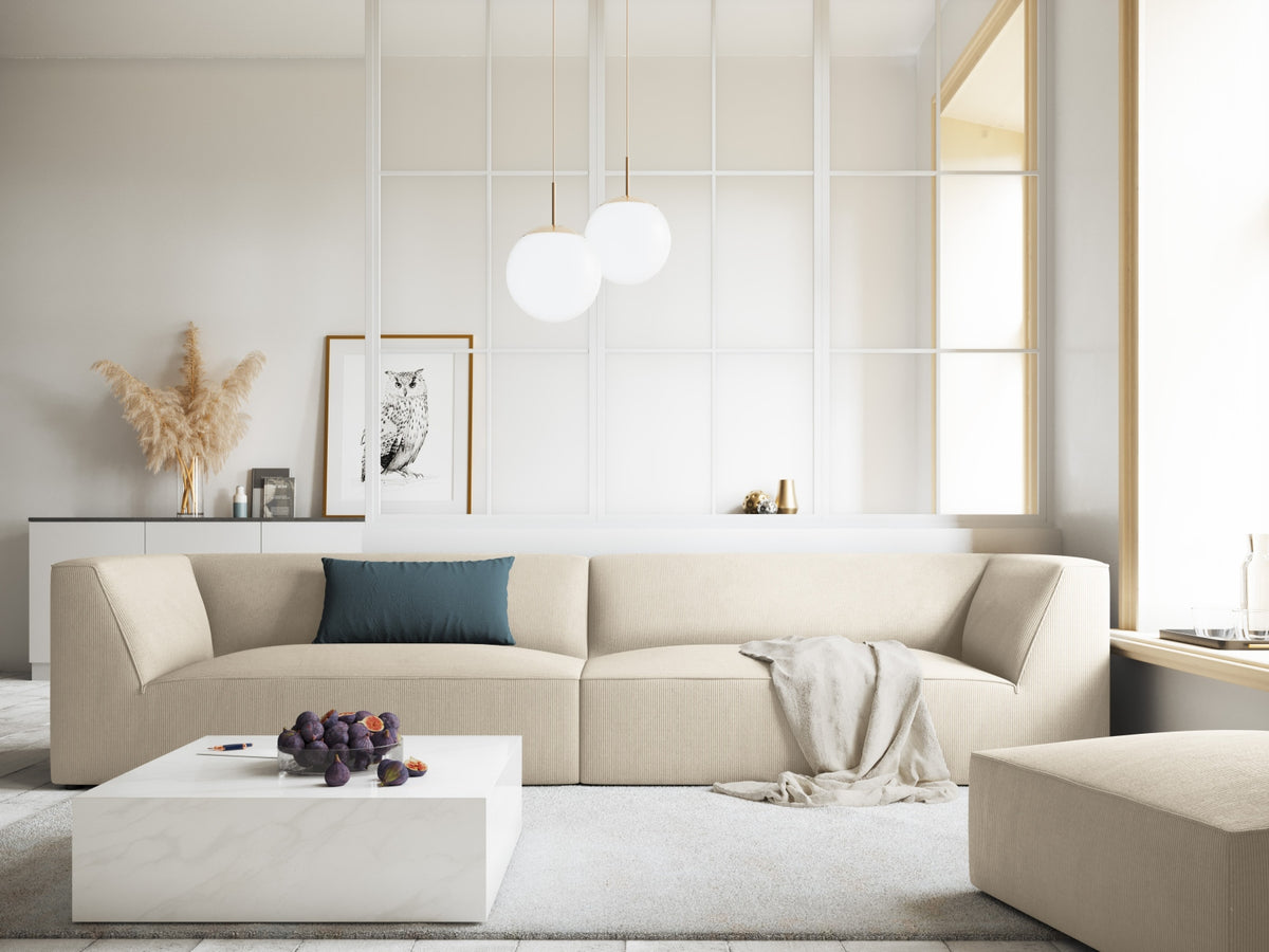 Ruby Sofa 4 Sitzer in Light Beige-Scala präsentiert im Onlineshop von KAQTU Design AG. 4er Sofa ist von Micadoni