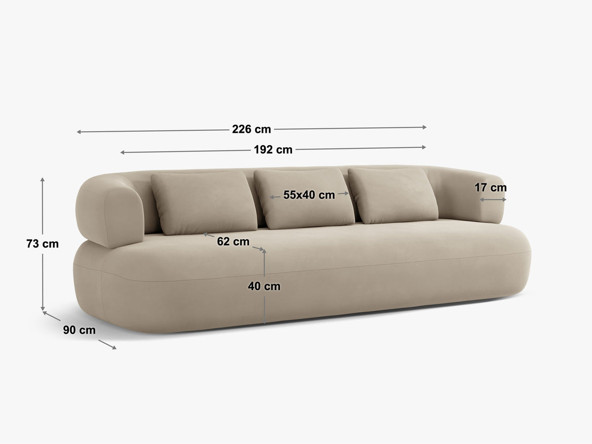 Jenny Boucle Sofa 4 Sitzer in Light Grey-Now or Never präsentiert im Onlineshop von KAQTU Design AG. 4er Sofa ist von Micadoni