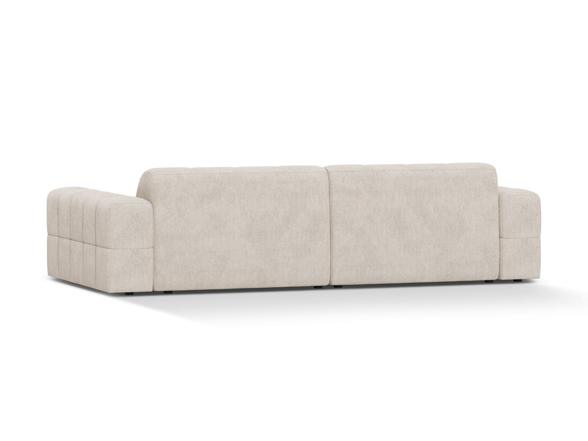 Beigefarbenes 4er Sofa Jennifer von Micadoni mit Samt-ähnlichem Bluvel-Stoff, schwarzen Kunststoffbeinen und gerader Rückenlehne.