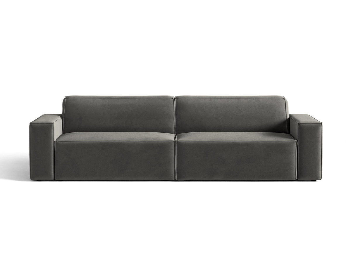 Modulares 4er Sofa Jodie von Micadoni in leichtem Beige mit Venus Samtstoff, schwarzen Kunststoffbeinen und niedriger Rückenlehne.