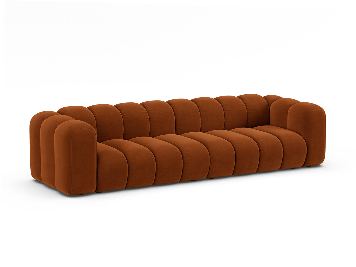 Lupine Velour modulares Sofa 4 Sitzer in Terracotta-Salvador präsentiert im Onlineshop von KAQTU Design AG. 4er Sofa ist von Micadoni