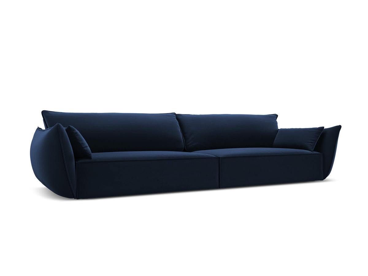 Kaelle Sofa 4 Sitzer in Royal Blue-Bluvel präsentiert im Onlineshop von KAQTU Design AG. 4er Sofa ist von Micadoni