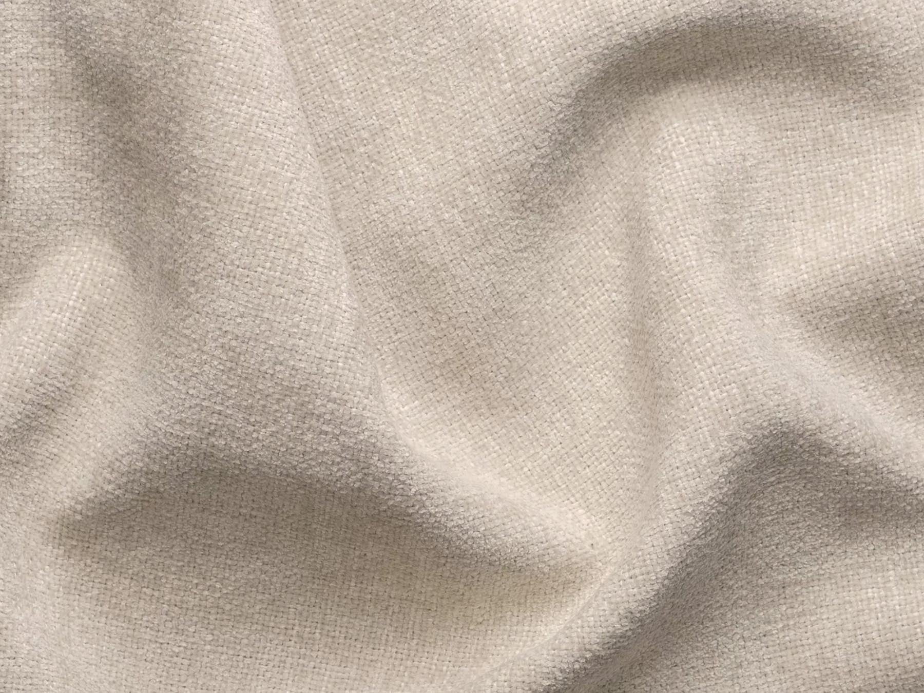 Elegantes 5-Sitzer Sofa Nuria von Micadoni in stilvollem Beige, perfekt für gemütliche Abende und stilvolle Wohnräume.