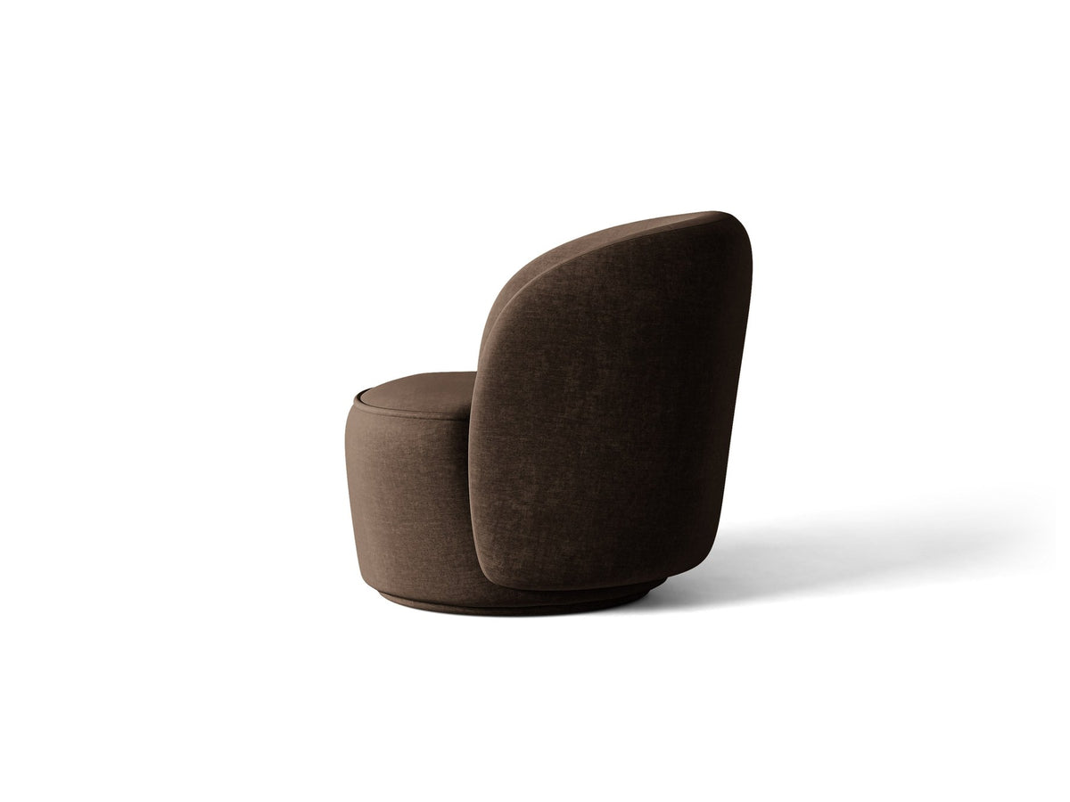 Drehbarer Sessel Jonas von Micadoni in leichtem Beige mit Veloursbezug, gepolsterten Kunststoff-Beinen und runder Sitzfläche.