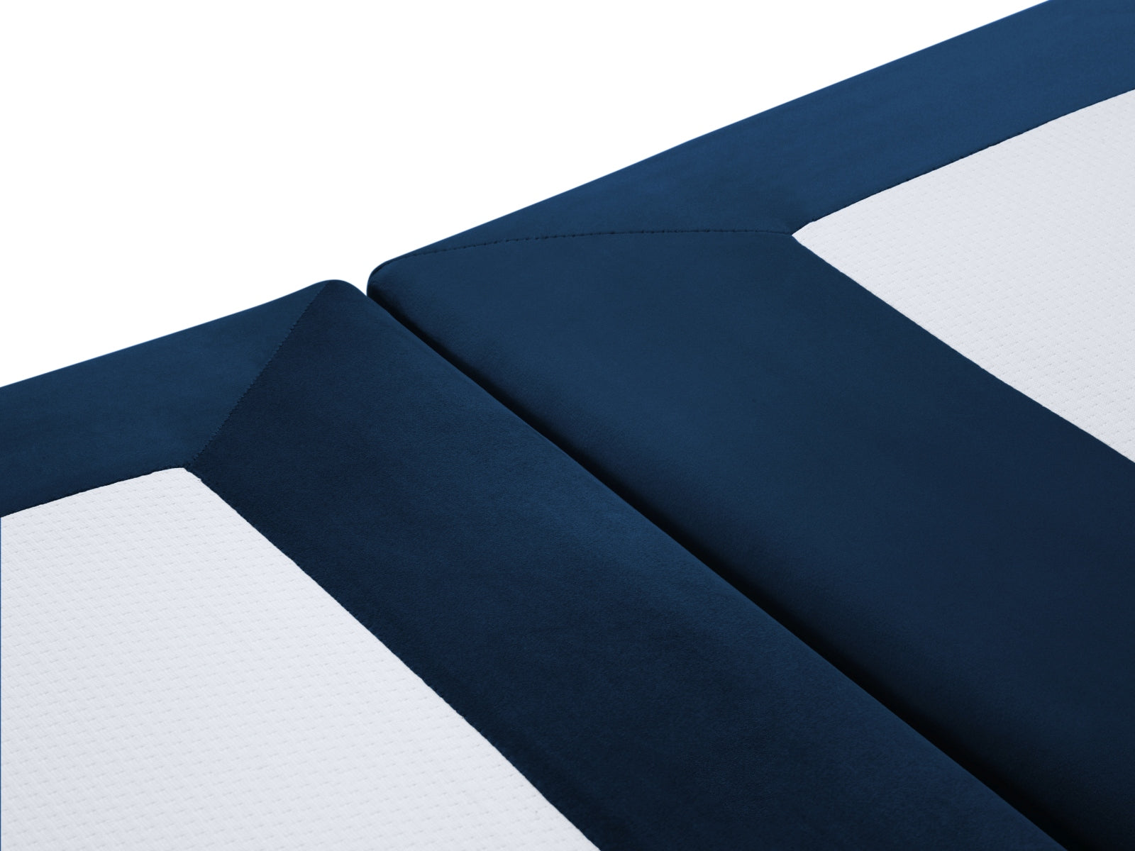 Erleben Sie die luxuriöse Whale Velour Base in elegantem Schwarz von Micadoni – ideal für zeitgemässe Wohnkonzepte und geschmackvolle Einrichtung.