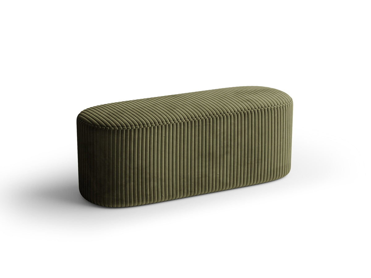 Weisse Sitzbank Dia von Micadoni mit gepolstertem Bouclé-Bezug, schwarzen Kunststoffbeinen und kompaktem, rechteckigem Design.