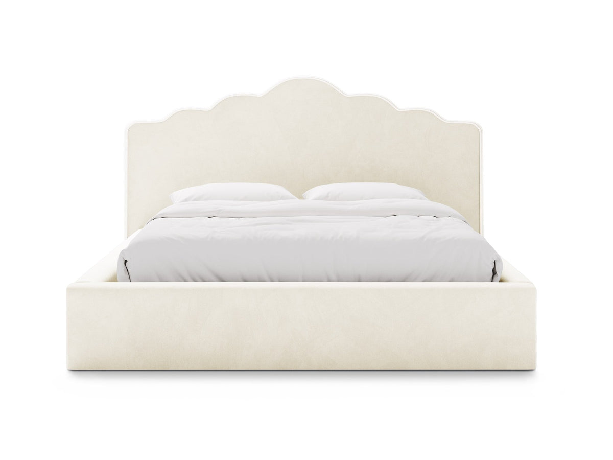 Samtbett Dream von Micadoni in Elfenbein mit hohem gepolstertem Kopfteil, Bettkasten und Beinen aus Polypropylen.