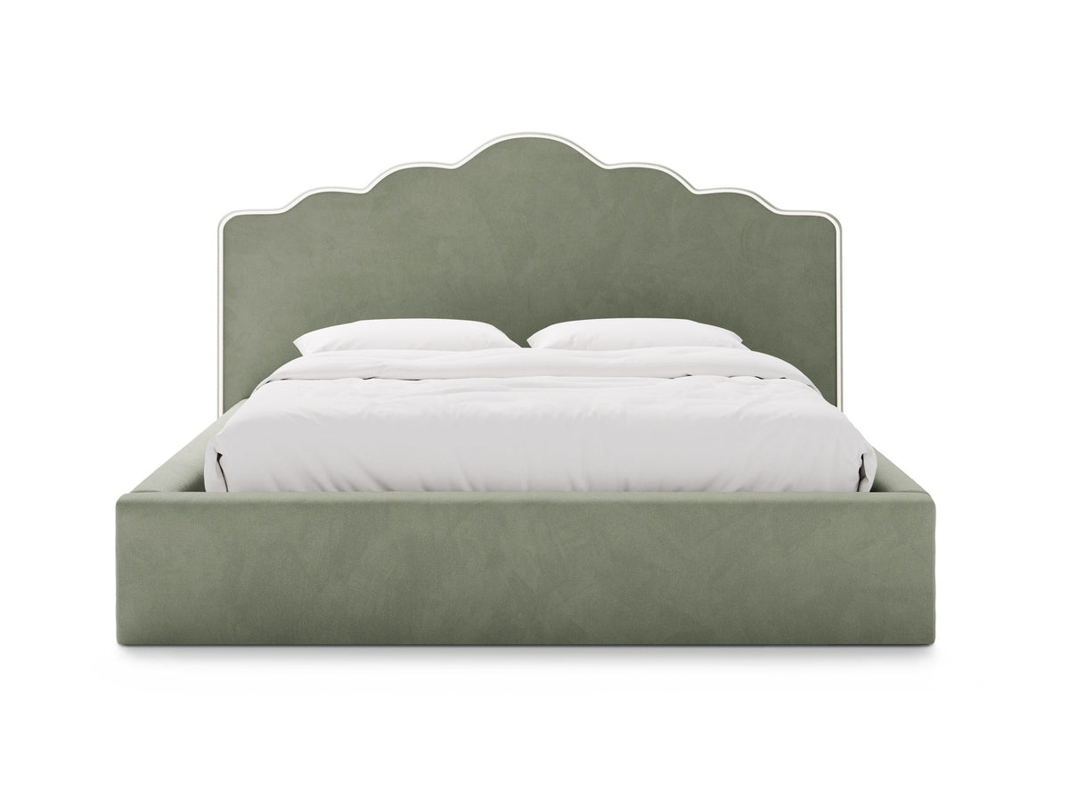Samtbett Dream von Micadoni in Elfenbein mit hohem gepolstertem Kopfteil, Bettkasten und Beinen aus Polypropylen.