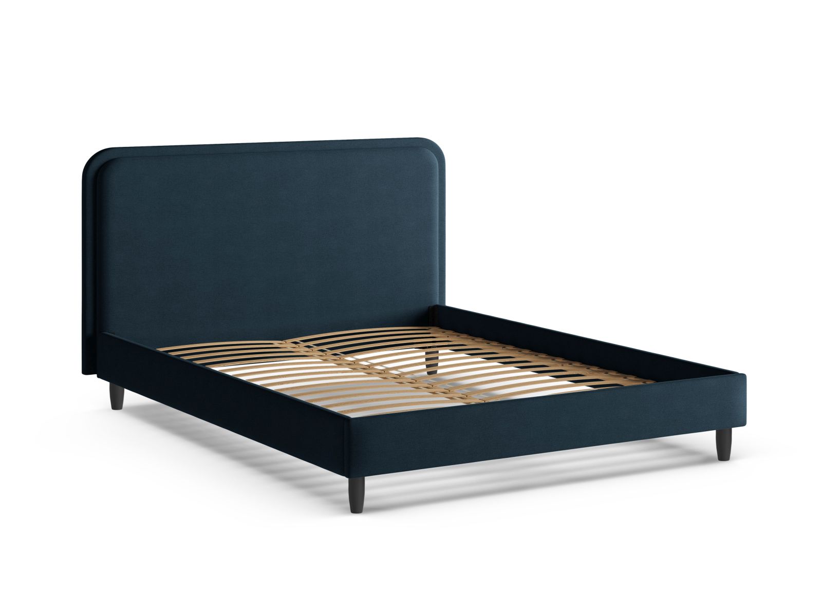 Elegantes Aveline Bett mit 140 cm Kopfteil in Satin Blue-Wind, ideal für zeitgemäße Schlafzimmergestaltung. Hochwertige Micadoni Qualität.