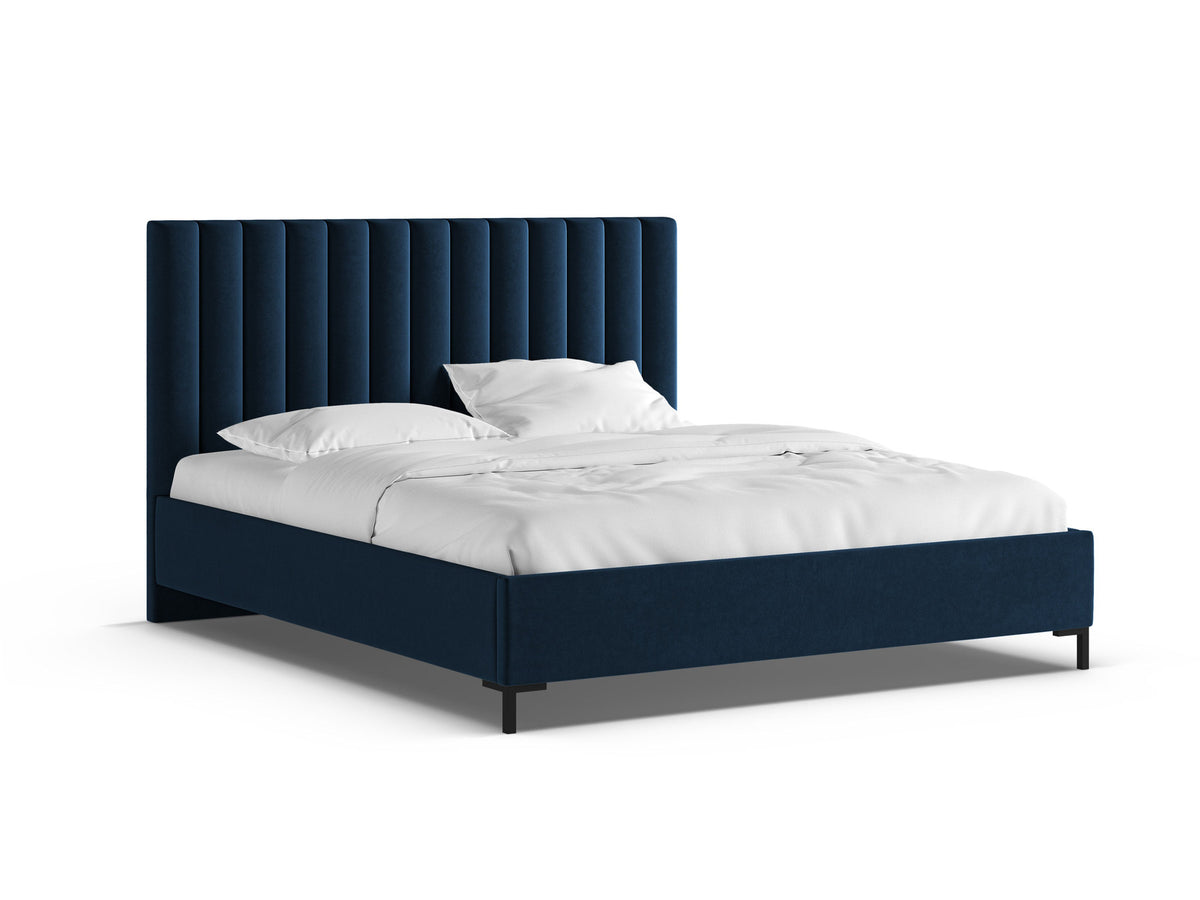 Allison Bett mit Stauraum und Headboard 140cm in Royal Blue-Bluvel präsentiert im Onlineshop von KAQTU Design AG. Bett ist von Micadoni
