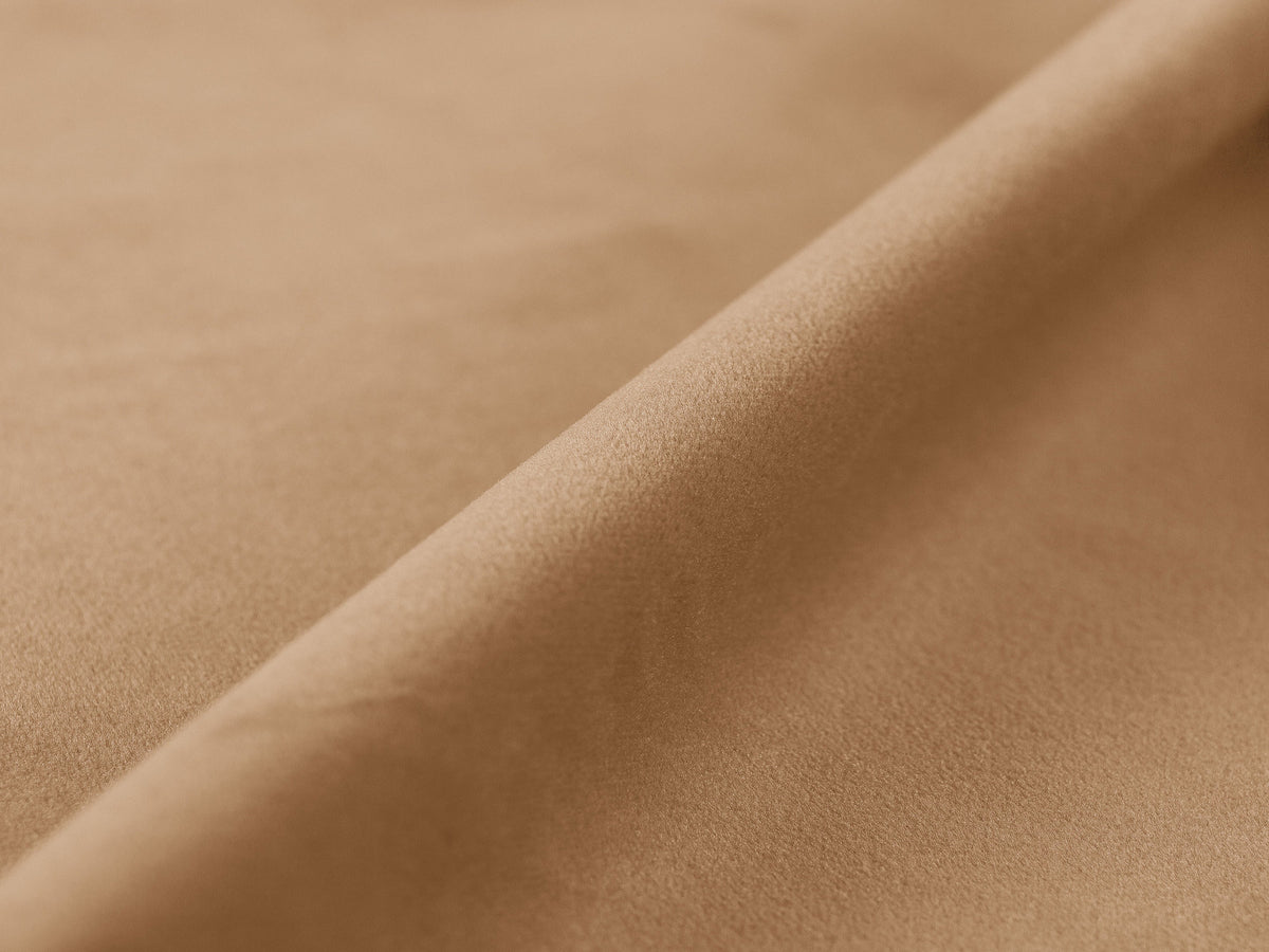 Lupine Bett mit Stauraum und Headboard 140cm in Sand-Paris präsentiert im Onlineshop von KAQTU Design AG. Bett ist von Micadoni