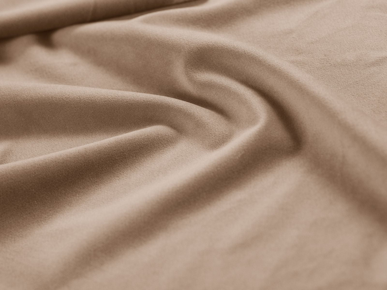 Elegantes Eloise Bett in zartem Almond Beige, 160 cm, ausgestattet mit praktischem Stauraum und einem geschmackvollen Kopfteil für Ihr Schlafzimmer.