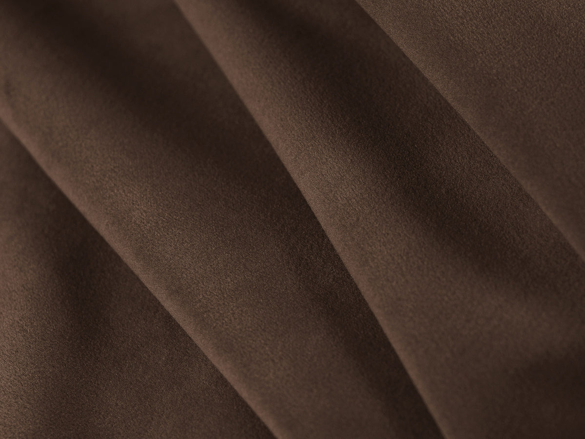 Murada Bett von Micadoni mit gepolstertem Kopfteil, Gestell aus Möbelplatte und Sperrholzlatten, schwarzen Kunststoffbeinen, Farbe Light Beige Melange-Tracy.