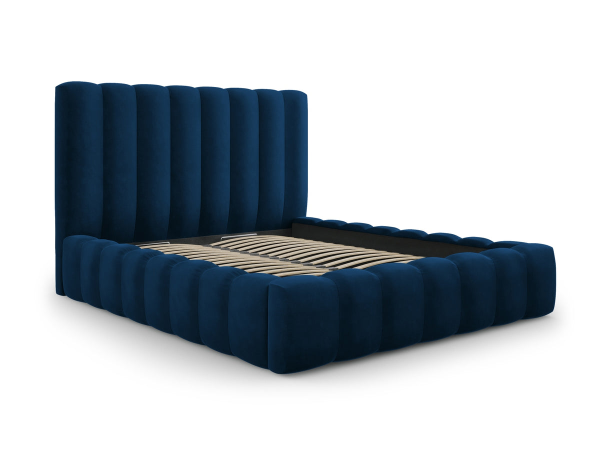 Kelp Bett mit Stauraum und Headboard 200cm in Royal Blue-Bluvel präsentiert im Onlineshop von KAQTU Design AG. Bett ist von Micadoni