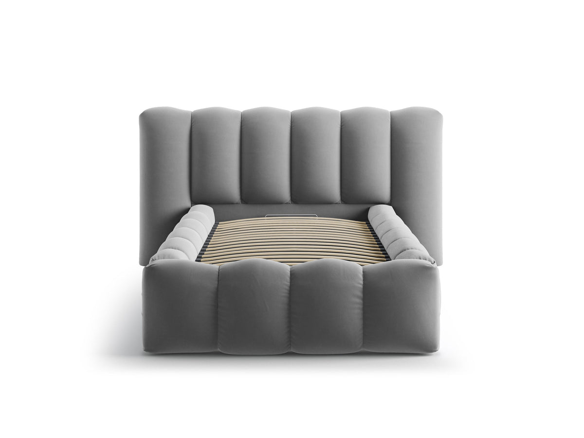 Lupine Stauraumbett mit Kopfteil 90 x 200 cm von Micadoni in Light Beige-Moly, Metallrahmen mit Sperrholzlatten und schwarzen Kunststoffbeinen.
