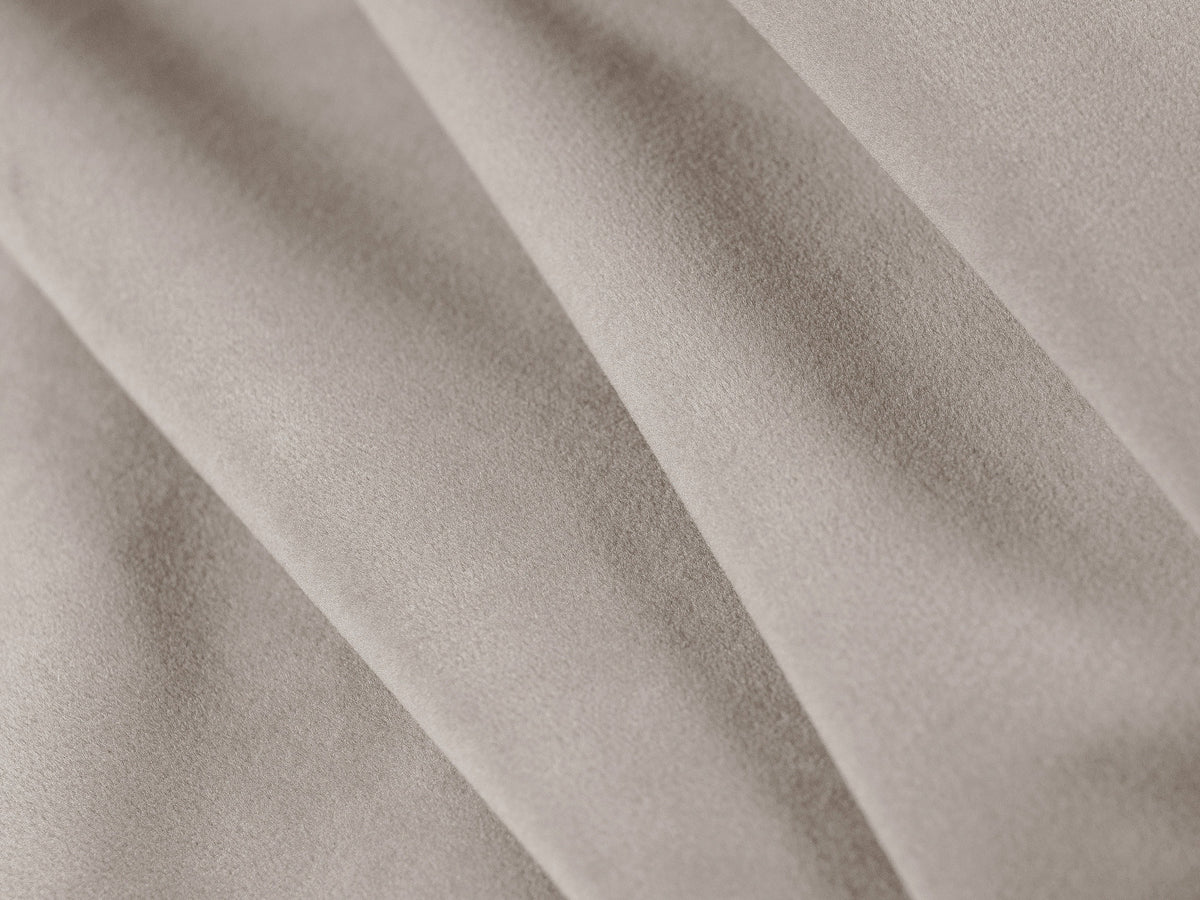 Stauraumbett Murada von Micadoni in Light Beige Melange-Tracy mit gepolstertem Kopfteil, Metallrahmen und schwarzen Kunststoffbeinen, Bettkasten geöffnet sichtbar