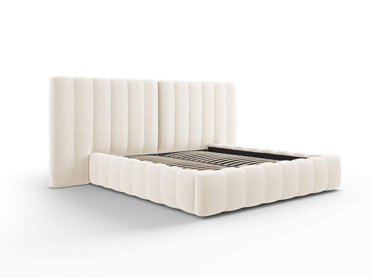 Kelp Bett mit Stauraum und double Headboard 180cm in Light Beige-Bluvel präsentiert im Onlineshop von KAQTU Design AG. Bett ist von Micadoni