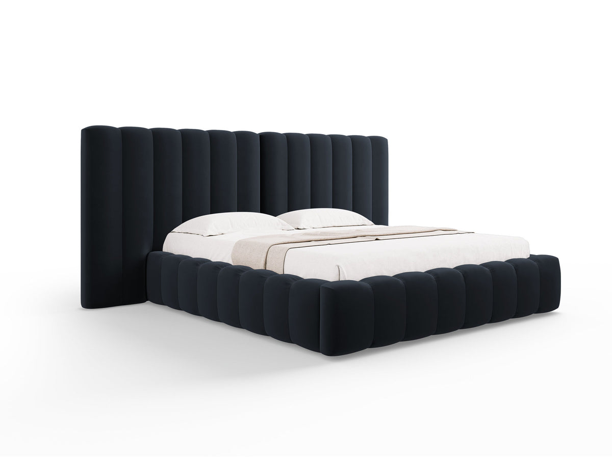 Kelp Bett mit Stauraum und double Headboard 200cm in Dark Blue-Bluvel präsentiert im Onlineshop von KAQTU Design AG. Bett ist von Micadoni