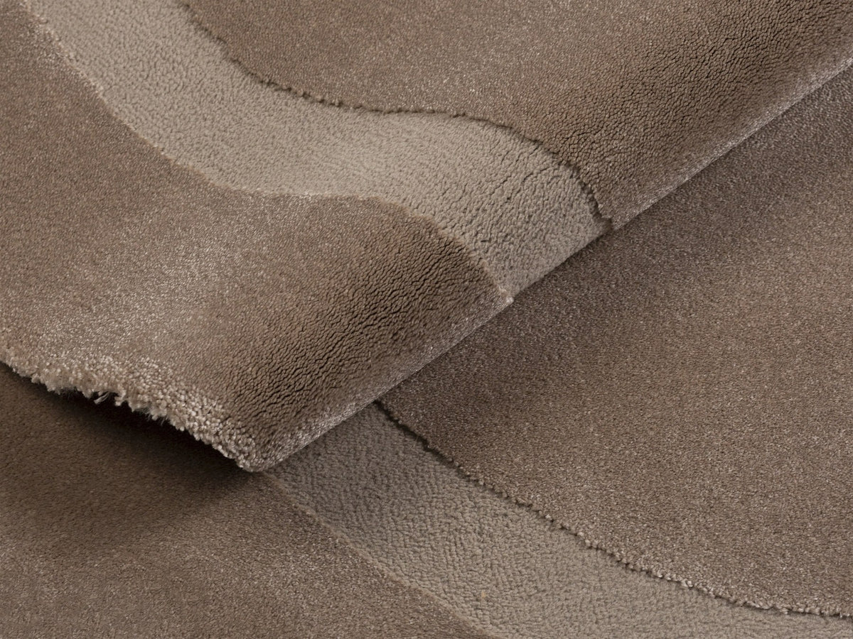 Beige Teppich Nomad von Micadoni aus thermisch veredeltem Polypropylen mit Frisé-Flor, rechteckige Form und matter, körniger Textur.