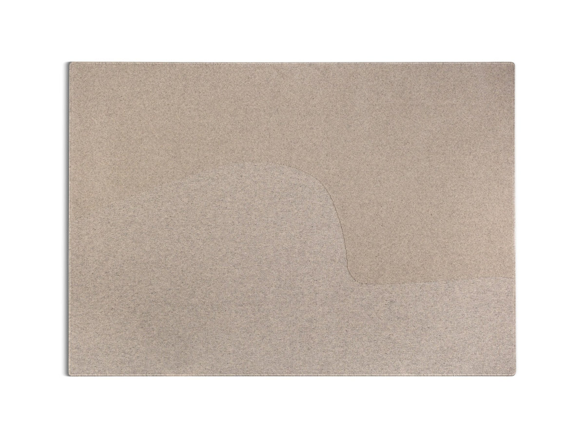 Hellgrauer Teppich Abstract von Micadoni aus Schurwolle, rechteckige Form, Masse 300x200cm, dichte Florstruktur mit sauberer Kantenverarbeitung.
