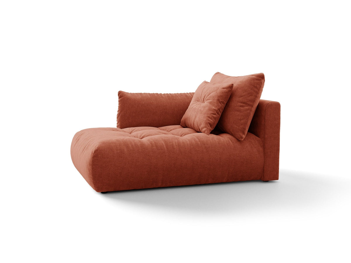 Beige Chaiselongue Bloom von Micadoni mit Veloursbezug Casino Pearl, schwarzen Kunststoffbeinen und gepolsterter Rückenlehne.