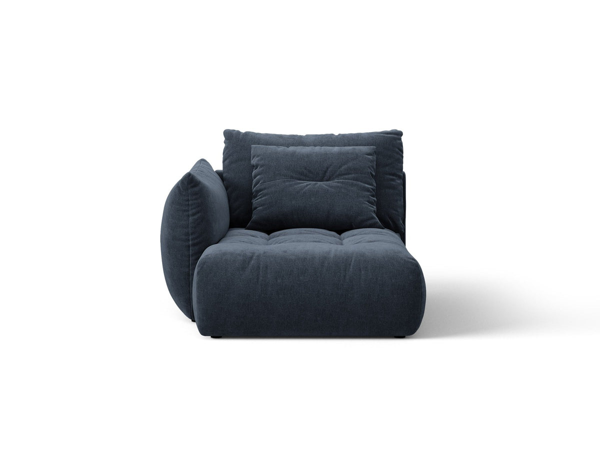 Beige Chaiselongue Bloom von Micadoni mit Veloursbezug Casino Pearl, schwarzen Kunststoffbeinen und gepolsterter Rückenlehne.
