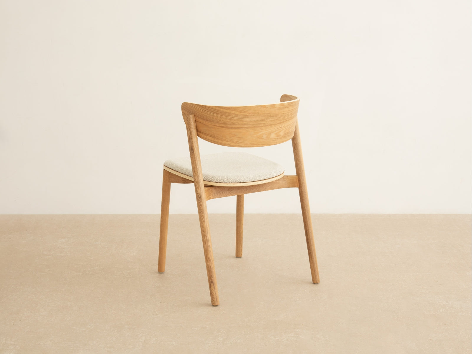 Mares Esszimmerstuhl gepolstert 2er Set in  präsentiert im Onlineshop von KAQTU Design AG. Stuhl ist von Micadoni