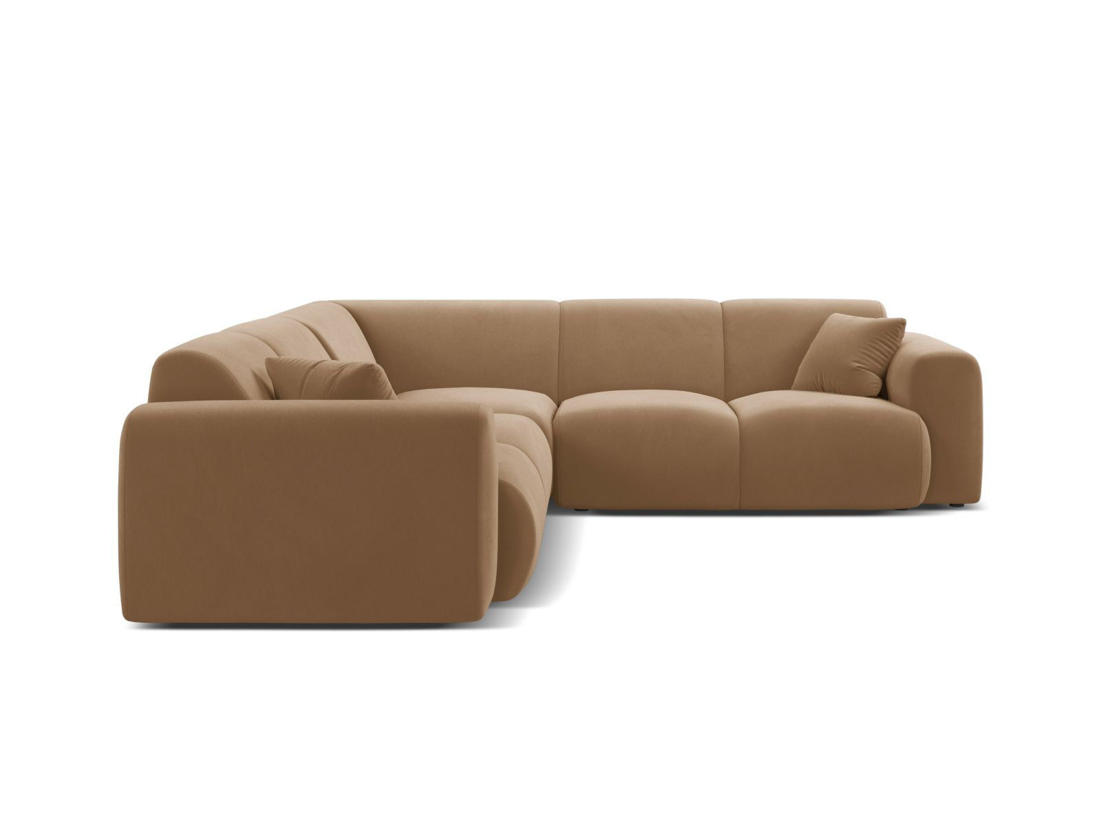 Elegantes Molino Velour Ecksofa in Sand-Casino, 5-Sitzer, ideal für stilvolle Wohnräume, präsentiert von Micadoni.